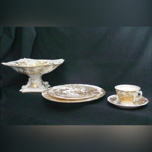 Royal Crown Derby Gold and White Dinnerware Collection